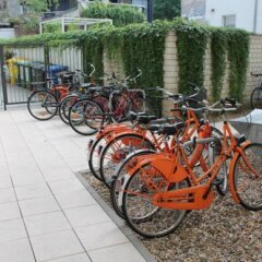 Отель easyHotel Berlin Hackescher Markt Германия, Берлин - отзывы, цены и фото номеров - забронировать отель easyHotel Berlin Hackescher Markt онлайн спортивное сооружение