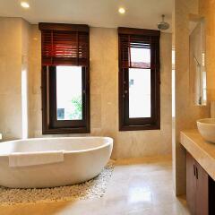 Отель Secret Garden Villas-Furama Beach Danang ванная