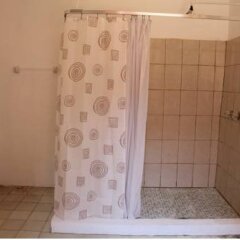 Отель Home and Hostel Мексика, Гвадалахара - отзывы, цены и фото номеров - забронировать отель Home and Hostel онлайн ванная