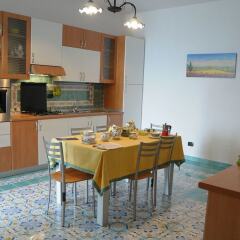 Отель House Cielo blu Конка деи Марини в номере