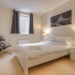 Отель Modern, Spacious 1BR Central Manchester Flat for 4 комната для гостей фото 4