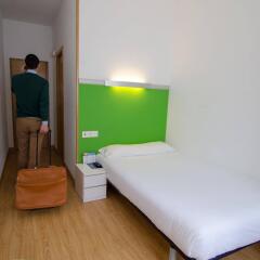 Hotel Centro Vitoria hcv комната для гостей фото 3