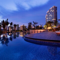 Отель Serenity Coast All Suite Resort Sanya бассейн фото 2