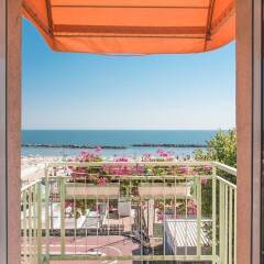 Hotel Gaia Римини балкон