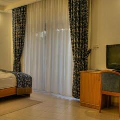The Golden Walls Hotel Израиль, Иерусалим - отзывы, цены и фото номеров - забронировать отель The Golden Walls Hotel онлайн удобства в номере фото 2