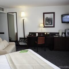Отель Hôtel Concorde Montparnasse удобства в номере