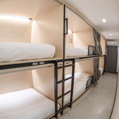 The Chatbox Silom Hostel Бангкок комната для гостей фото 3