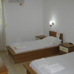 Alphine Hotel комната для гостей