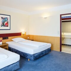 Austria Trend Hotel Lassalle Wien сейф в номере
