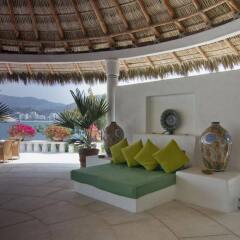 Hotel Villa Alejandra гостиничный бар