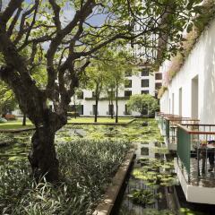 Отель The Sukhothai Bangkok балкон