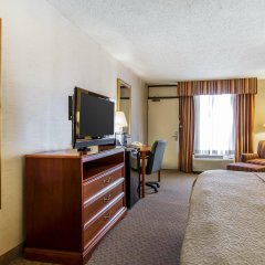 Quality Inn Exit 4 in Clarksville, United States of America from 104$, photos, reviews - zenhotels.com room amenities