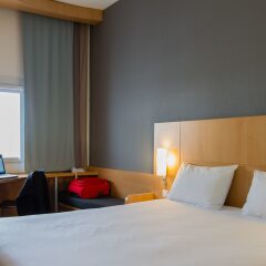 Hotel Ibis Lisboa Parque das Nacoes комната для гостей фото 5