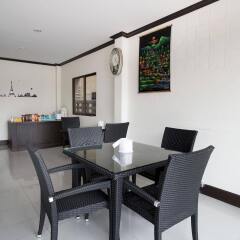 Paripas Express Hotel Patong интерьер отеля
