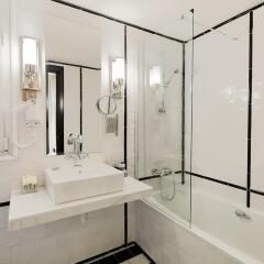 H10 Catalunya Plaza Boutique Hotel 3* Стандартный номер фото 18