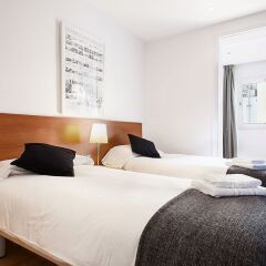 Отель Habitat Apartments Plaza España Испания, Барселона - отзывы, цены и фото номеров - забронировать отель Habitat Apartments Plaza España онлайн комната для гостей фото 4