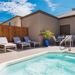 Отель Best Western Royal Palace Inn & Suites США, Лос-Анджелес - отзывы, цены и фото номеров - забронировать отель Best Western Royal Palace Inn & Suites онлайн бассейн фото 3