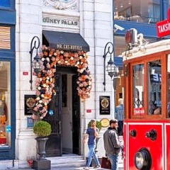 Отель Mr CAS Hotels спортивное сооружение