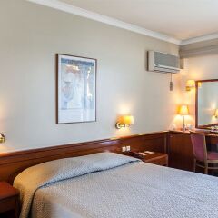Отель Coral Hotel Athens Греция, Афины - 2 отзыва об отеле, цены и фото номеров - забронировать отель Coral Hotel Athens онлайн сейф в номере