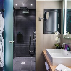 Отель Sofitel Brussels Le Louise Бельгия, Брюссель - отзывы, цены и фото номеров - забронировать отель Sofitel Brussels Le Louise онлайн ванная фото 2