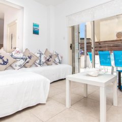 Отель Oceanview Luxury Villa 134 Кипр, Протарас - отзывы, цены и фото номеров - забронировать отель Oceanview Luxury Villa 134 онлайн комната для гостей фото 3