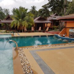 Отель Sayang Beach Resort Koh Lanta бассейн фото 3