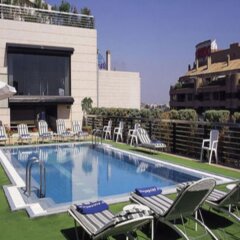 Отель SH Valencia Palace с домашними животными