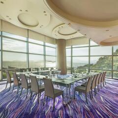 Отель Le Meridien Cyberport