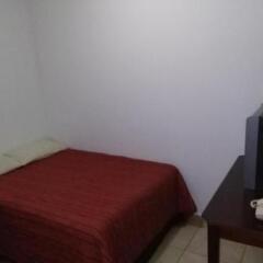 Hotel Plaza сейф в номере
