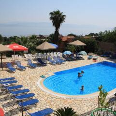 Апартаменты Kerkyra Apartments бассейн