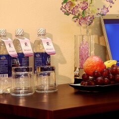Отель Hanoi Old Centre Hotel Вьетнам, Ханой - отзывы, цены и фото номеров - забронировать отель Hanoi Old Centre Hotel онлайн удобства в номере фото 2