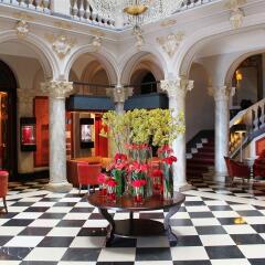 Отель The Ritz-Carlton, Hotel de la Paix, Geneva Швейцария, Женева - отзывы, цены и фото номеров - забронировать отель The Ritz-Carlton, Hotel de la Paix, Geneva онлайн интерьер отеля фото 3