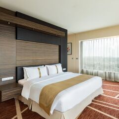 Отель Holiday Inn Shanghai Hongqiao West комната для гостей фото 5