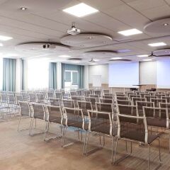 Отель Novotel Massy Palaiseau
