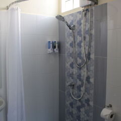 Отель Guide M @ Krabi Hostel Таиланд, Краби - отзывы, цены и фото номеров - забронировать отель Guide M @ Krabi Hostel онлайн ванная