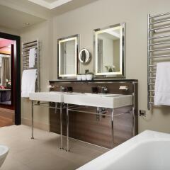 Отель Taj 51 Buckingham Gate, Suites and Residences ванная