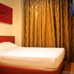 Hotel 81 Gold сейф в номере