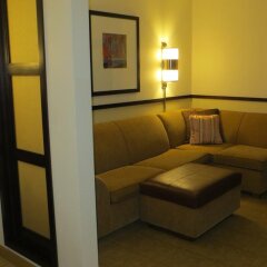 Hyatt Place Indianapolis Airport in Indianapolis, United States of America from 176$, photos, reviews - zenhotels.com guestroom photo 4