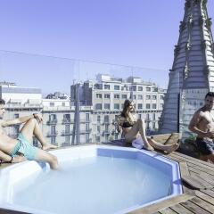Urbany Hostel Bcn Go! Барселона бассейн фото 2