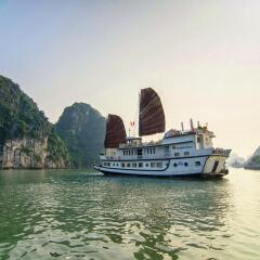 Отель Dragon Pearl Junk Halong фото 4