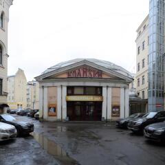 Гостиница Невский Ряд - Невский 100 в Санкт-Петербурге 7 отзывов об отеле, цены и фото номеров - забронировать гостиницу Невский Ряд - Невский 100 онлайн Санкт-Петербург парковка