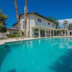 Отель Luxurious 5BR near Las Vegas Strip США, Лас-Вегас - отзывы, цены и фото номеров - забронировать отель Luxurious 5BR near Las Vegas Strip онлайн бассейн фото 5