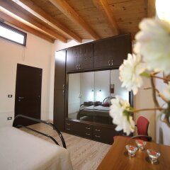 Отель Villetta Carla Фонтане-Бьянке комната для гостей фото 5