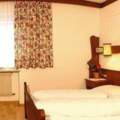 Hotel Andergassen Кальдаро-сулла-Страда-дель-Вино комната для гостей фото 5