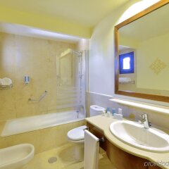 Отель Iberostar Isla Canela ванная