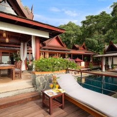 Отель Villa Rachawadee Таиланд, Такуа-Тунг - отзывы, цены и фото номеров - забронировать отель Villa Rachawadee онлайн бассейн фото 2