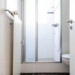 Отель iQ130 Guesthouse ванная фото 2