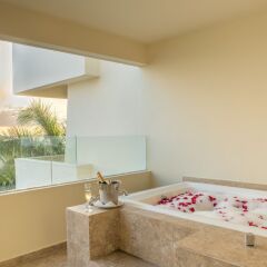 Privilege Aluxes Isla Mujeres Hotel ванная фото 2