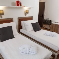 SKY Hotel Prague комната для гостей