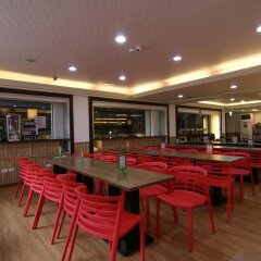ECFA Hotel Ximen гостиничный бар